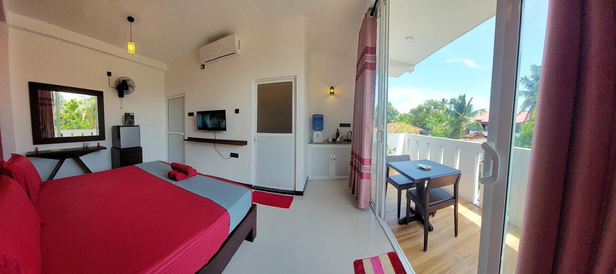 Chen Villa - Near Airport Negombo Buitenkant foto