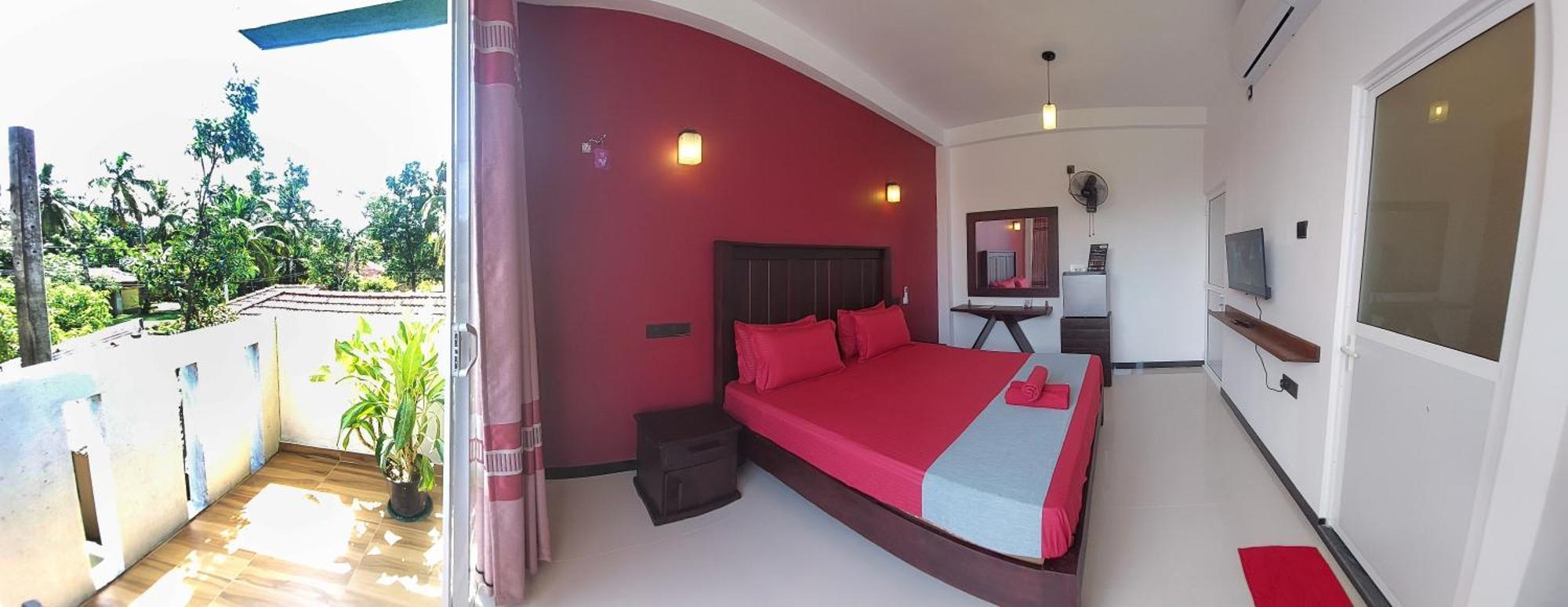 Chen Villa - Near Airport Negombo Buitenkant foto