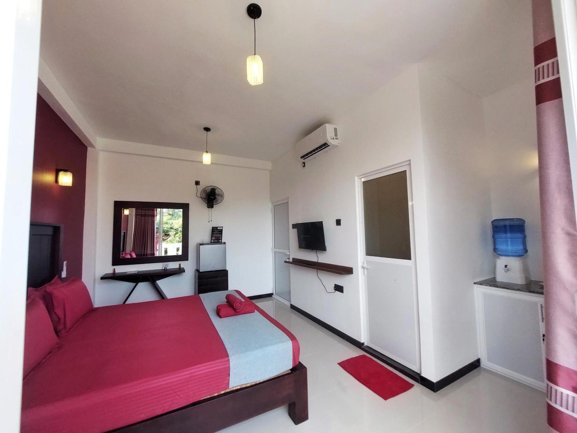 Chen Villa - Near Airport Negombo Buitenkant foto